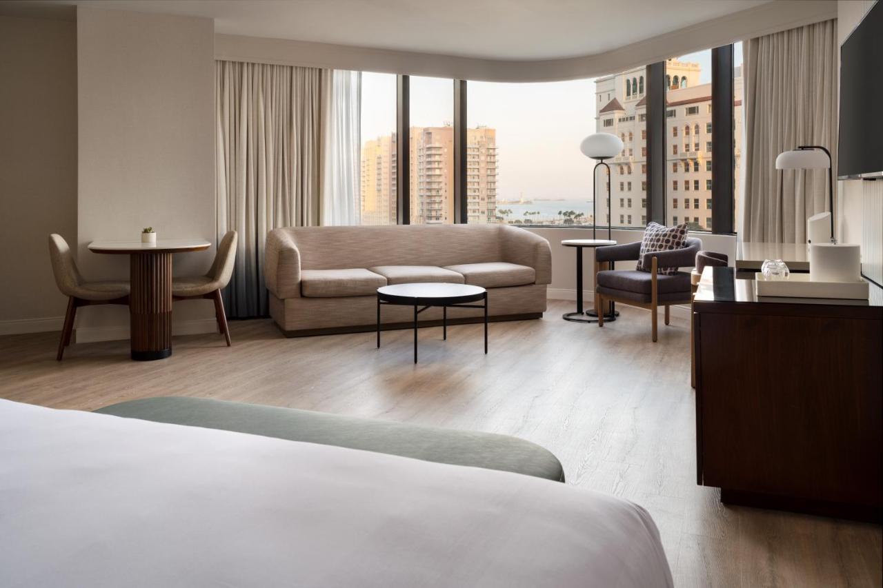 Marriott Long Beach Downtown Exteriör bild